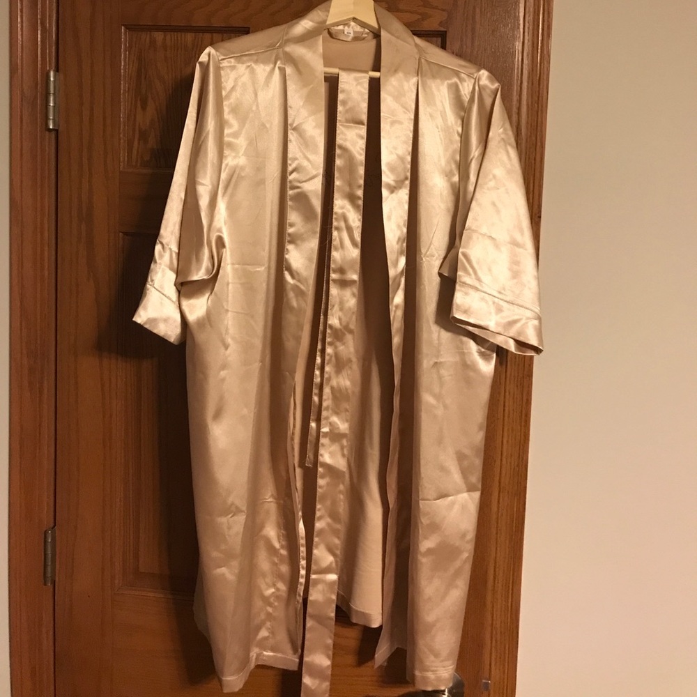 Bridesmaid robe 🌺🌺🌺